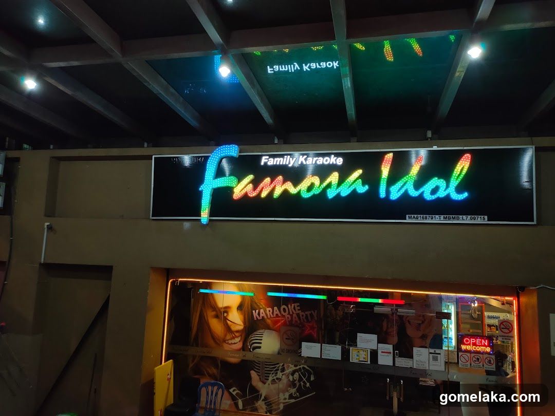 Famosa Idol Family Karaoke
