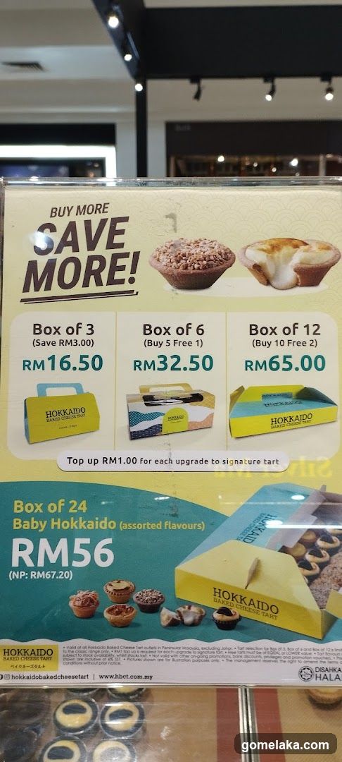 Hokkaido Baked Cheese Tart Display