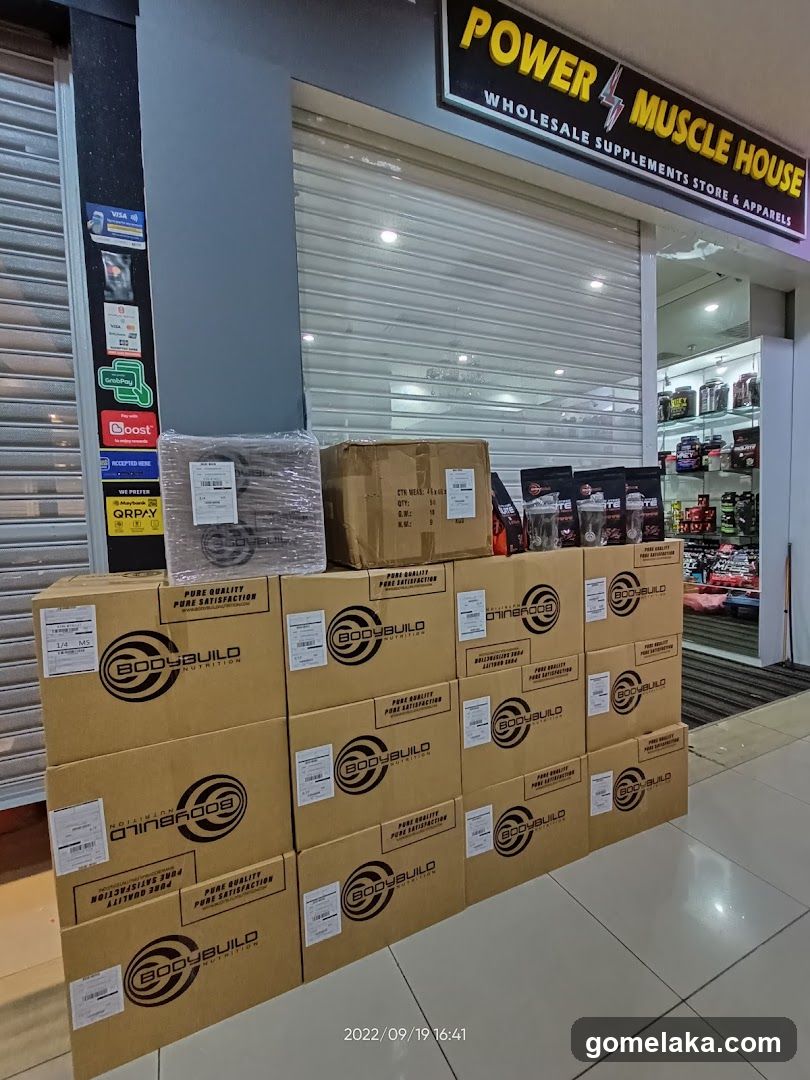 Power Muscle House Storefront with Product Display