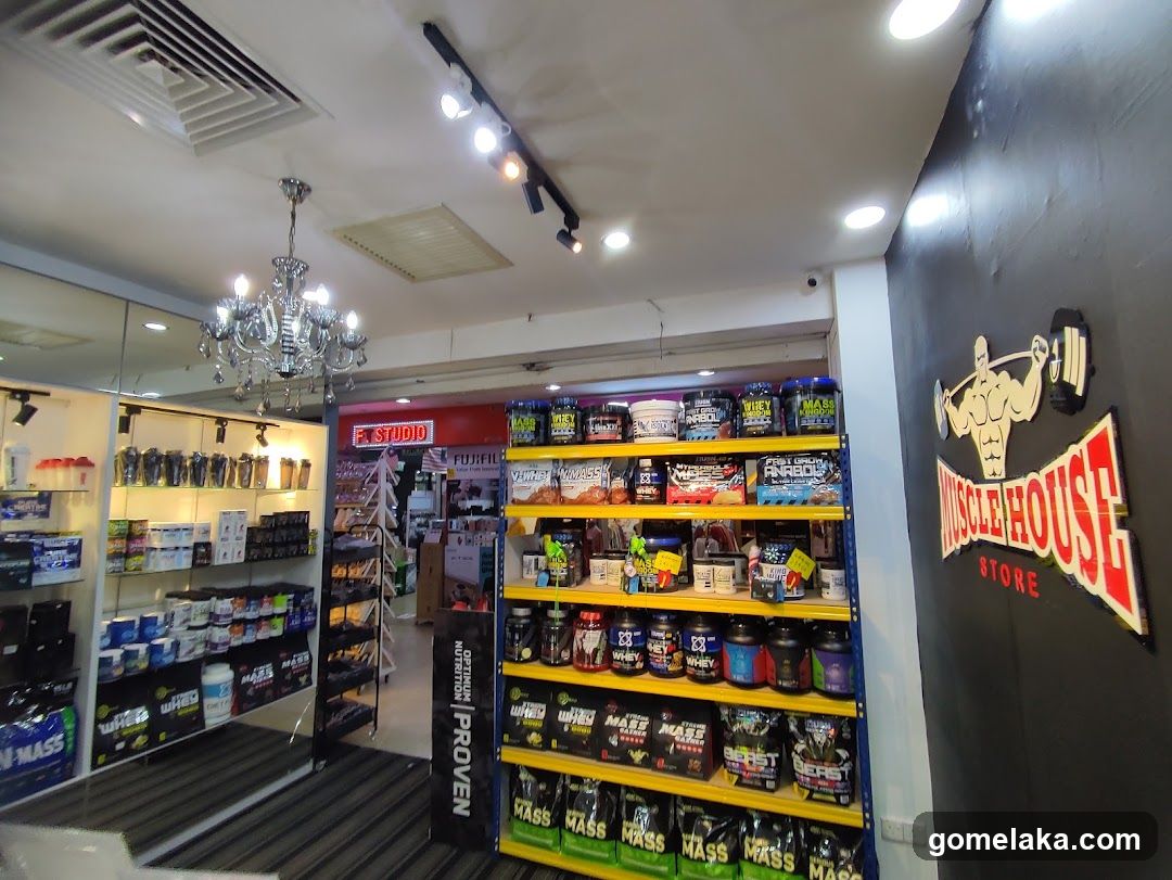 Muscle House Store Interior