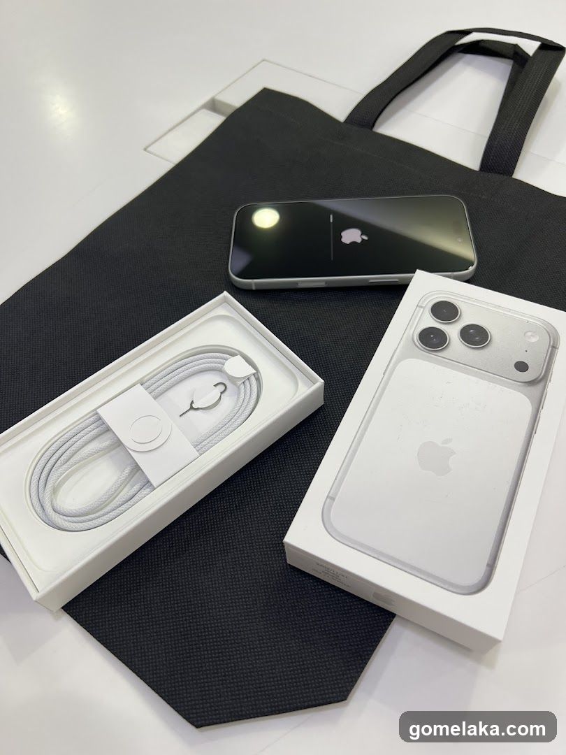 iPhone and Accessories Display
