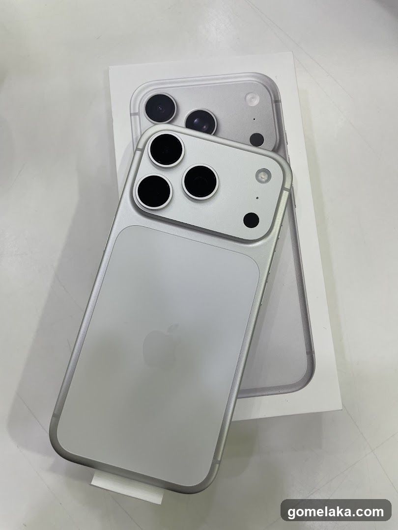 iPhone Product Display