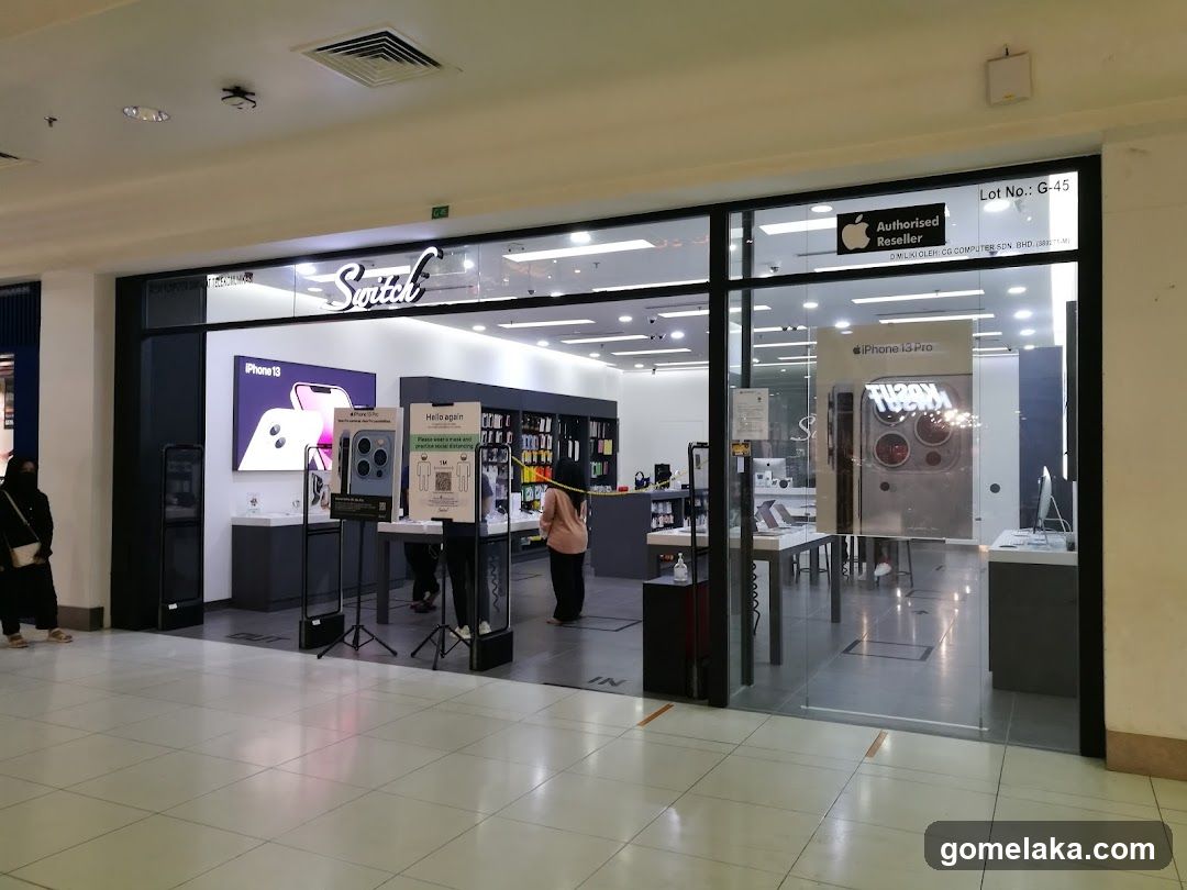 Storefront Entrance