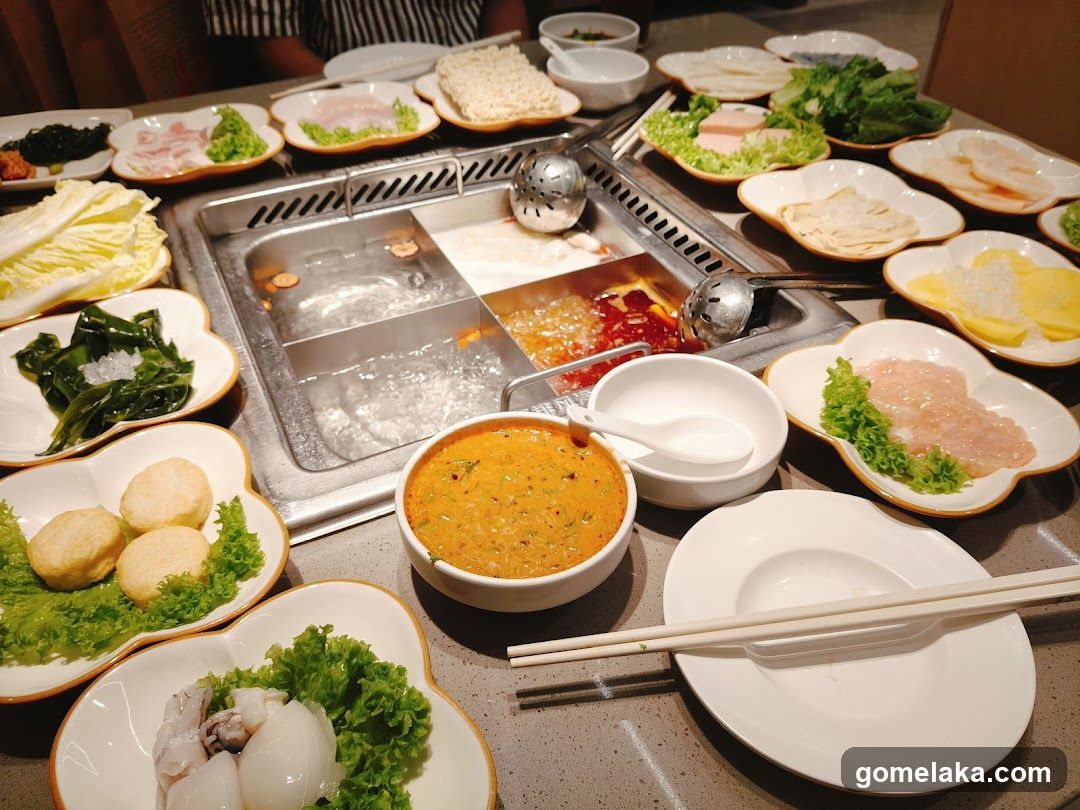 Hot Pot Dining Table
