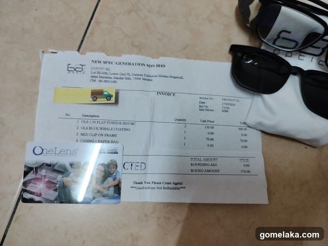 Receipt and Eyewear Items