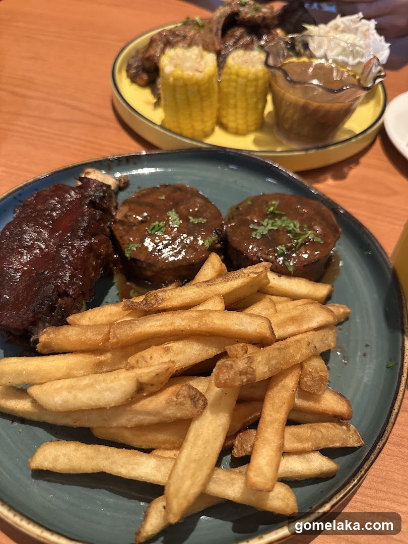 Ribs and Fries