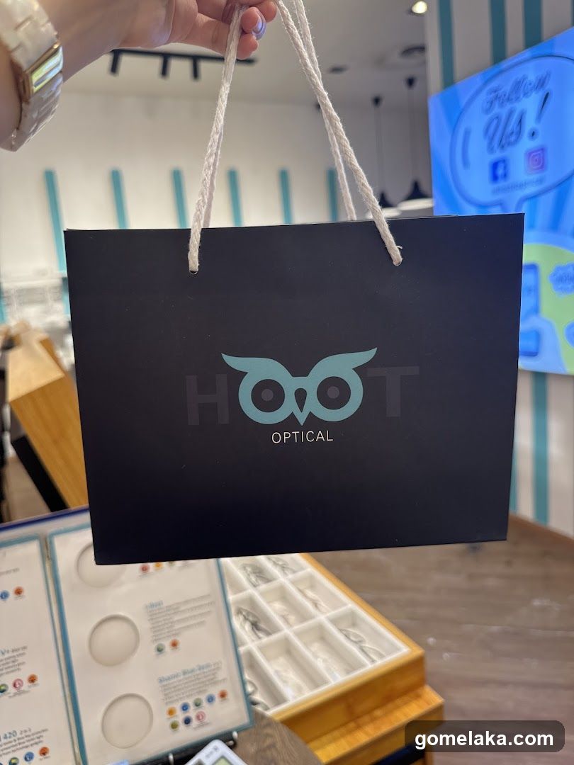 Shopping bag at optical store