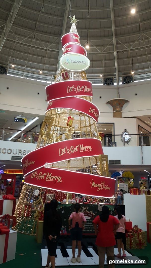 Christmas Tree Display in Mall