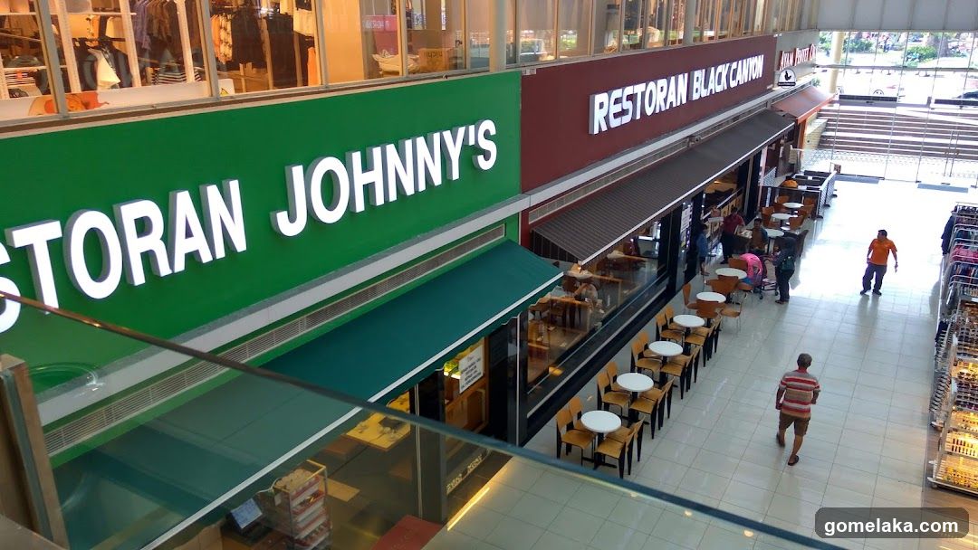Restaurant Front View