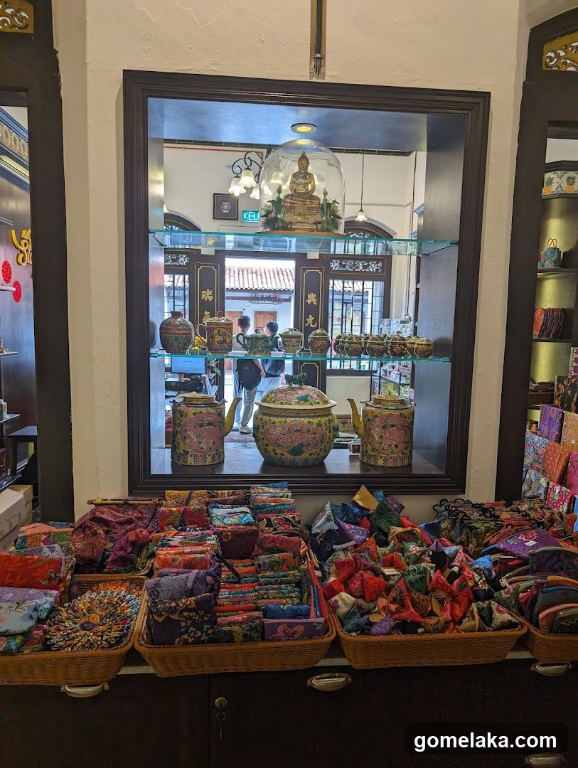 Interior Display Shop
