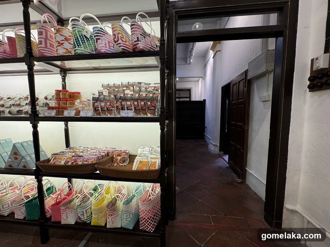 Interior Shop Display