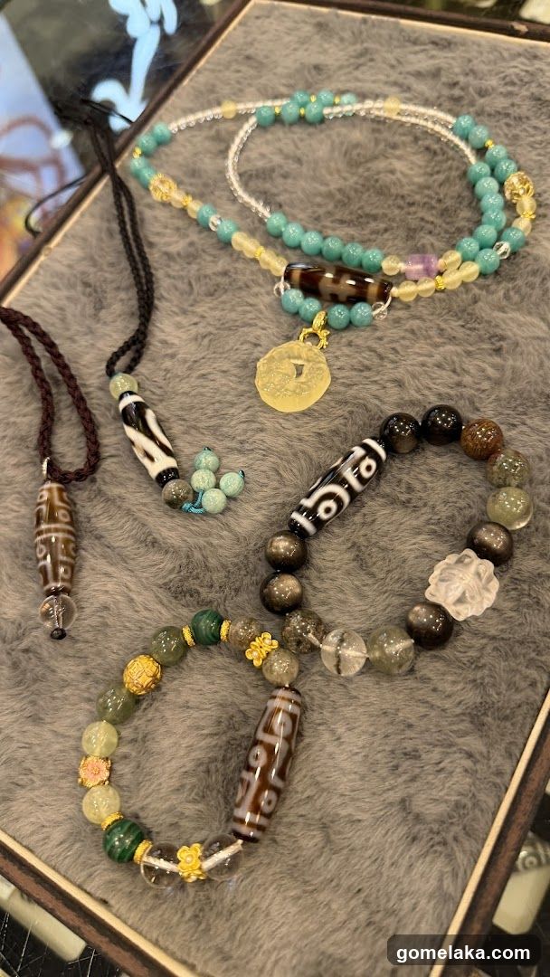 Jewelry and Bead Display
