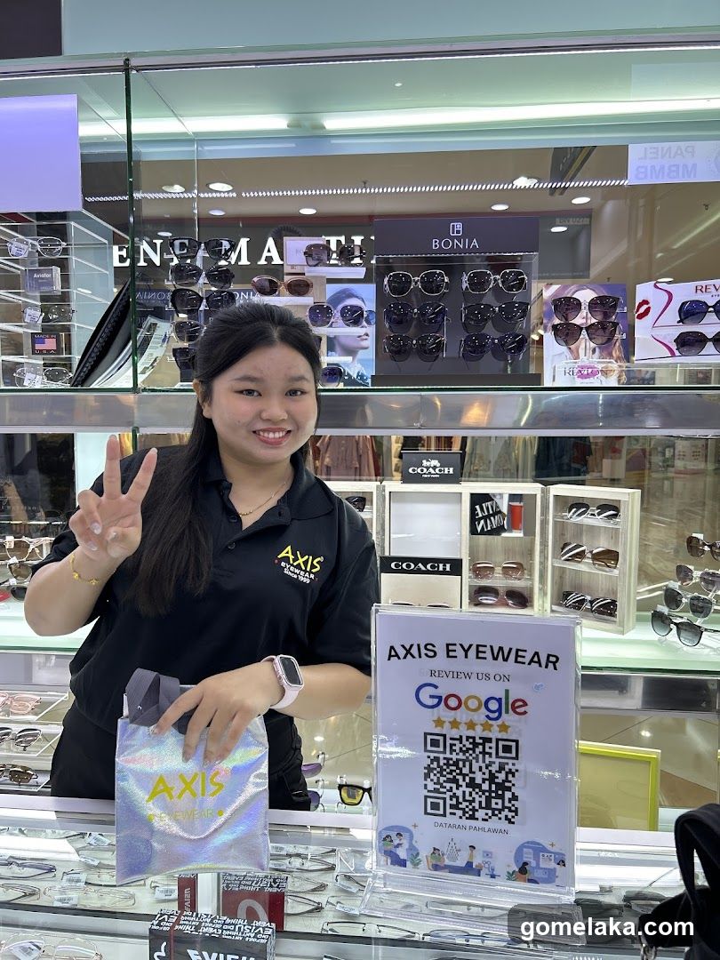 Axis Eyewear Staff Member
