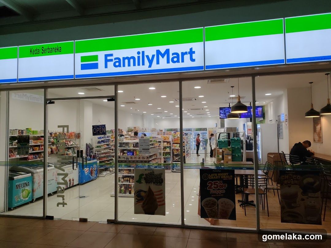 FamilyMart