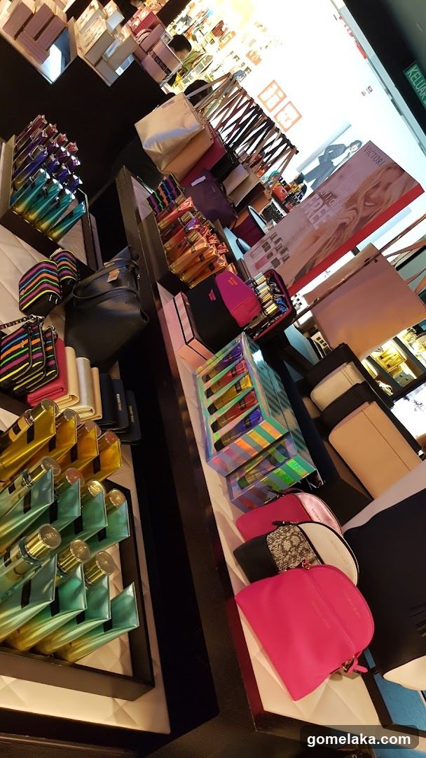Retail Interior Display