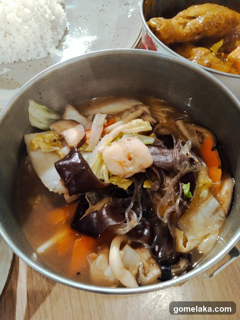 Food dish in bowl