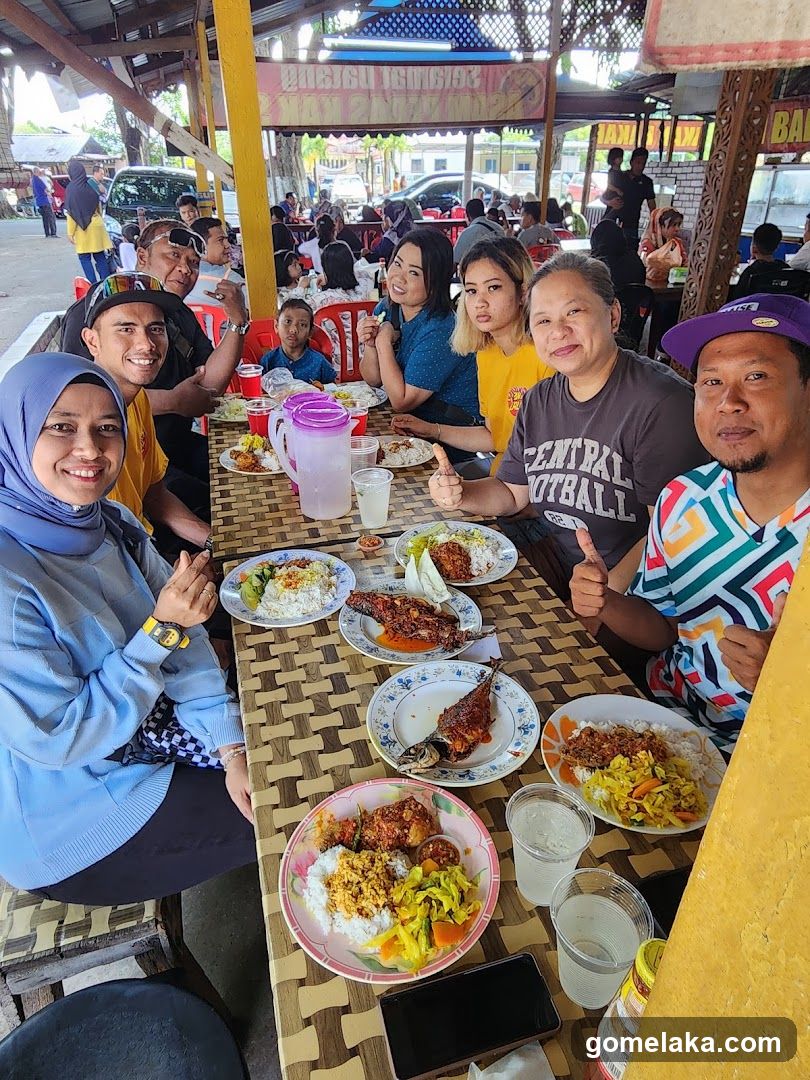 Group dining at outdoor eatery