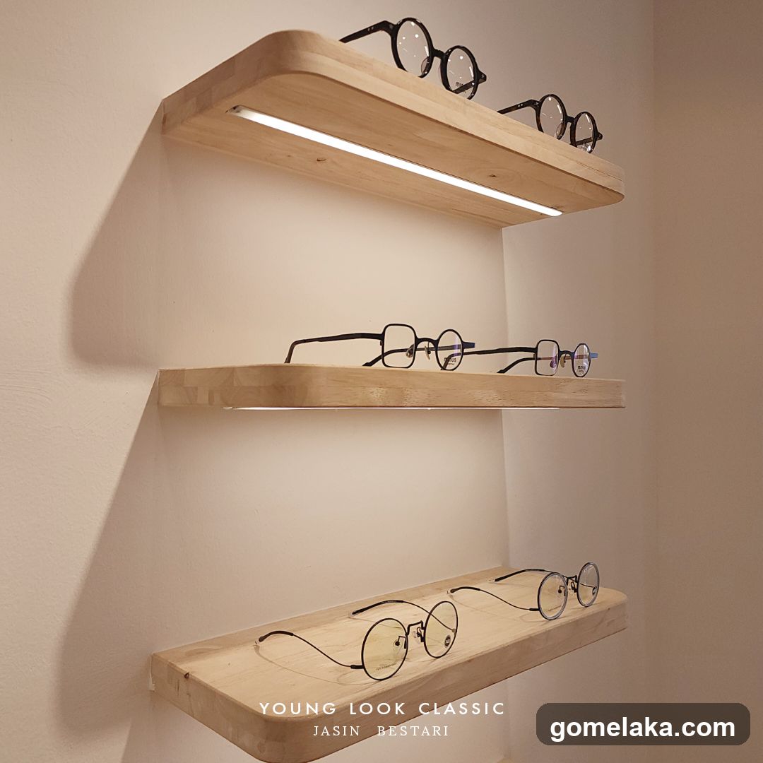 Glasses Display Shelf