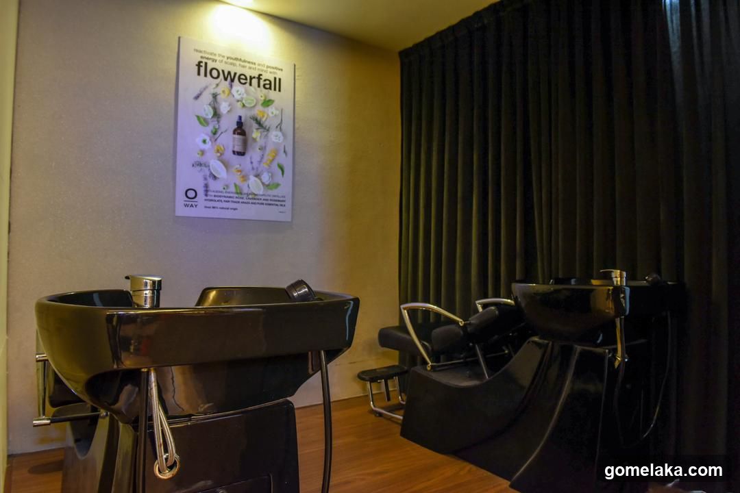 Salon Interior