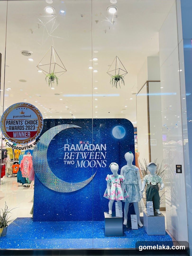 Storefront Display