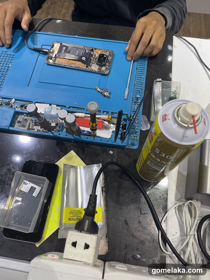 Phone Repair Workstation