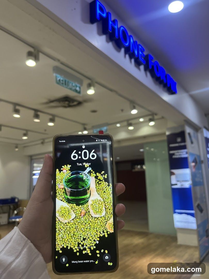 Phone Store Interior