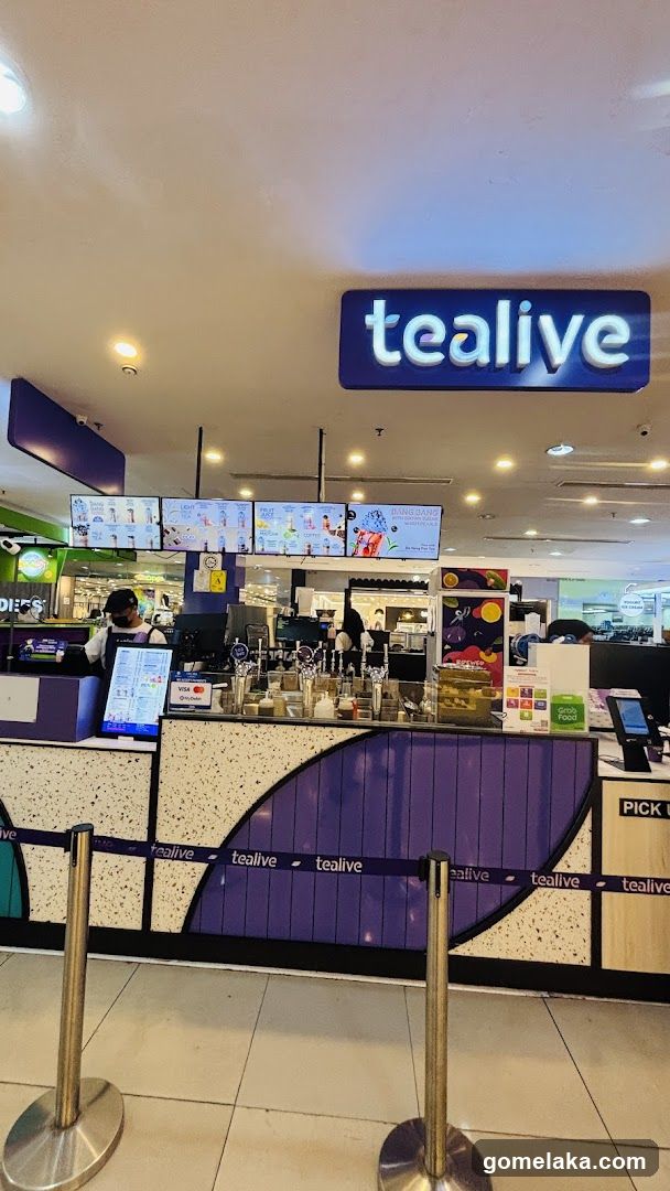 Tealive Storefront Interior