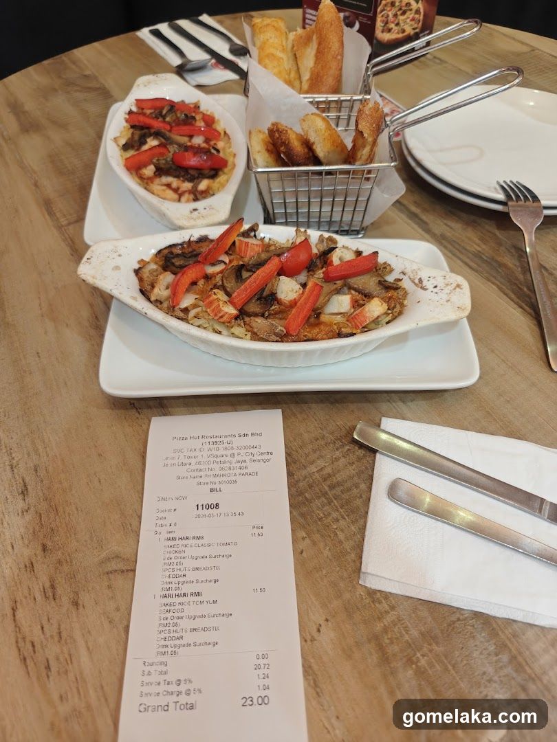 Pizza Hut Restaurant