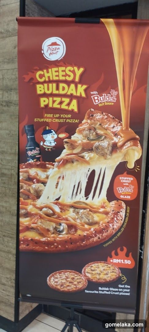 Pizza Hut advertisement banner