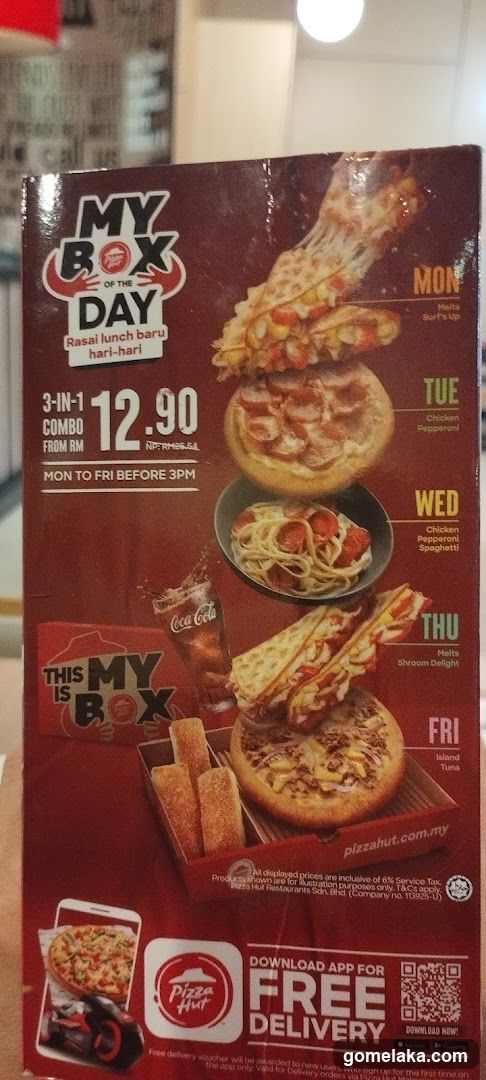Pizza Hut Restaurant