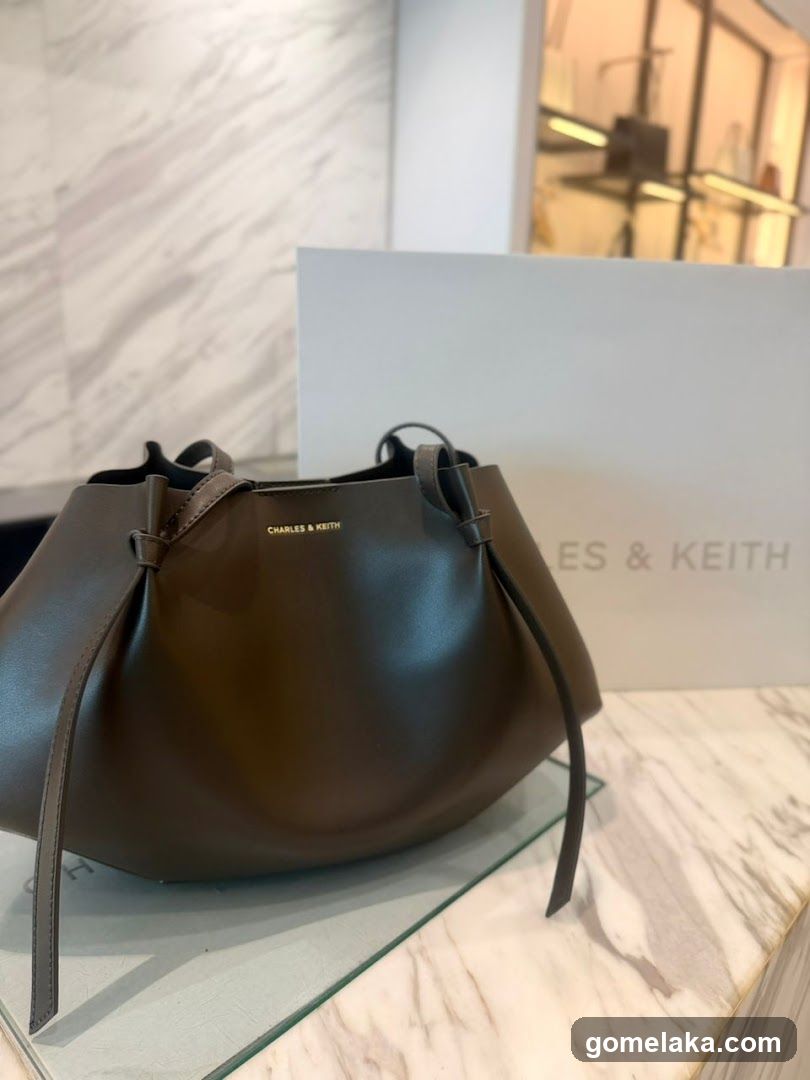 Charles & Keith Bag Display