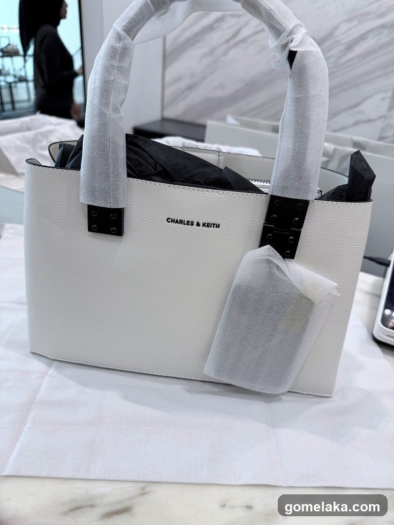 Charles & Keith Handbag Display