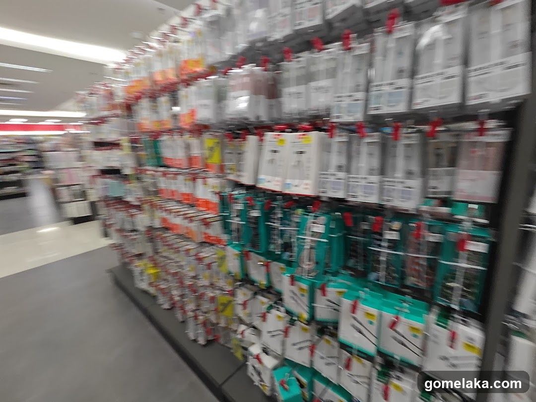 Store Interior Aisle