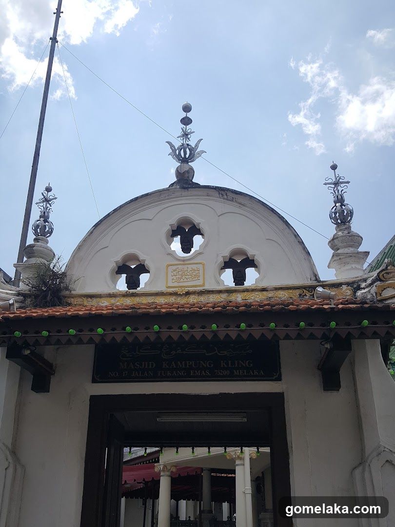 Masjid Kampung Kling Entrance
