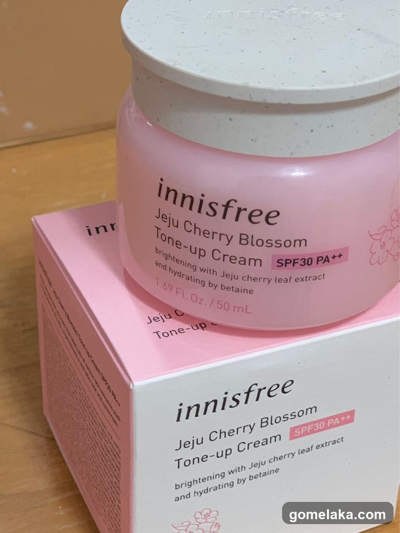 INNISFREE Mahkota Parade