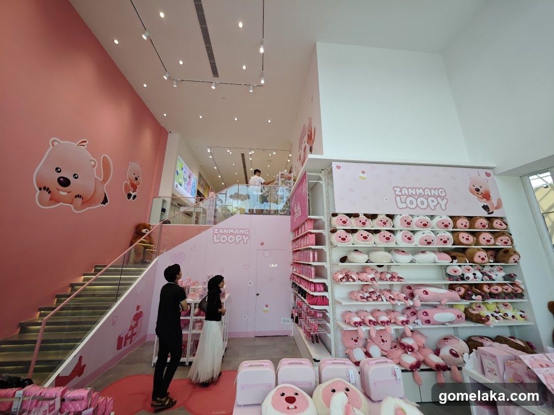 ZANMANG LOOPY Store Interior
