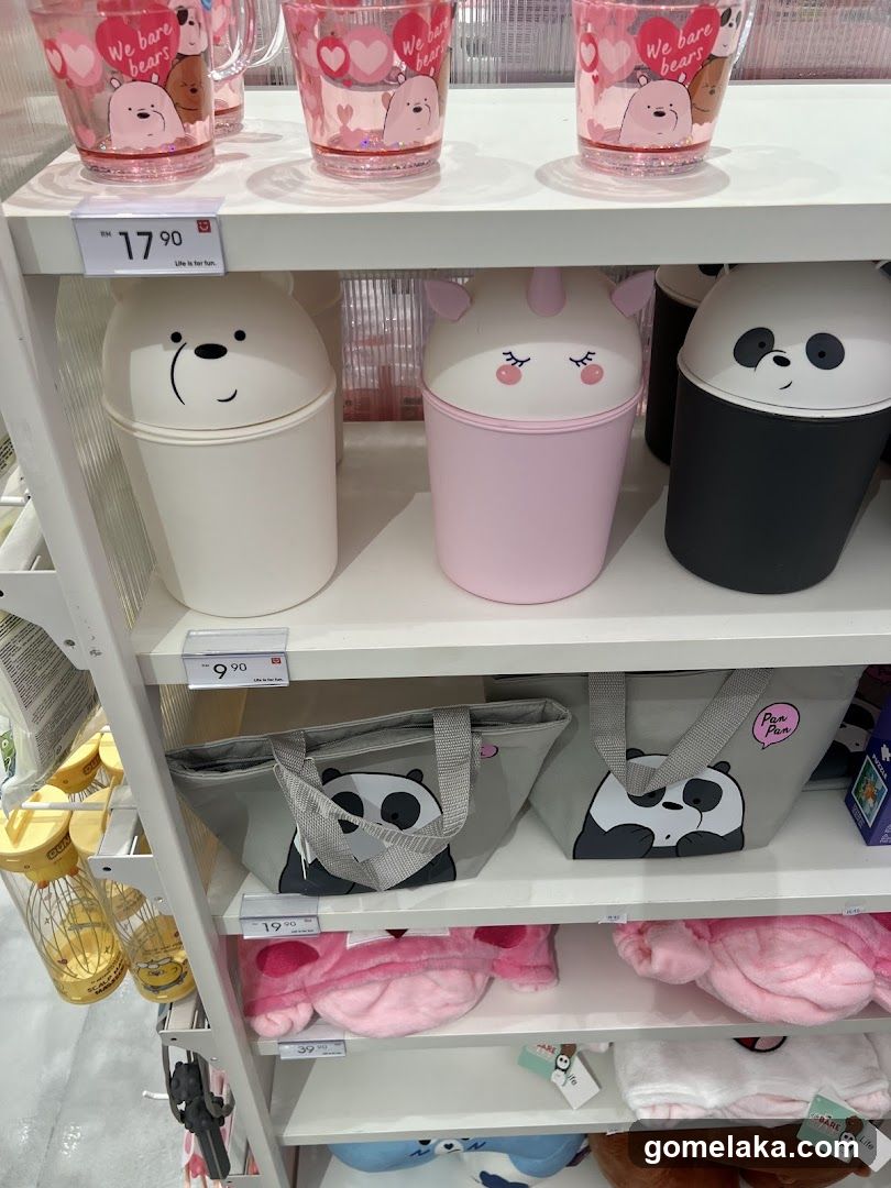 Store Interior Display