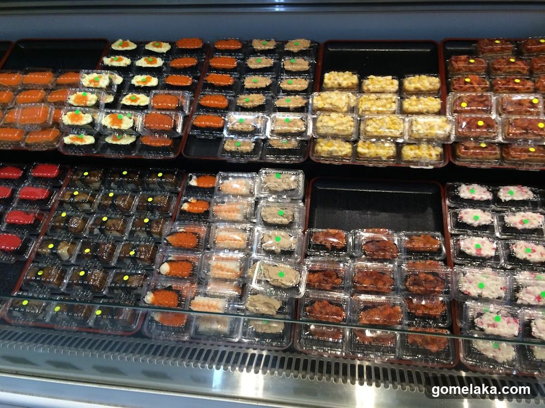 Display of packaged food items