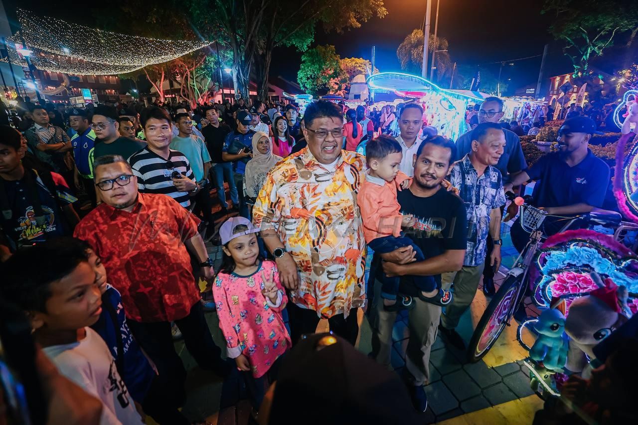 Melaka Bila Larut Malam logs 25 editions. Next night is 7 November